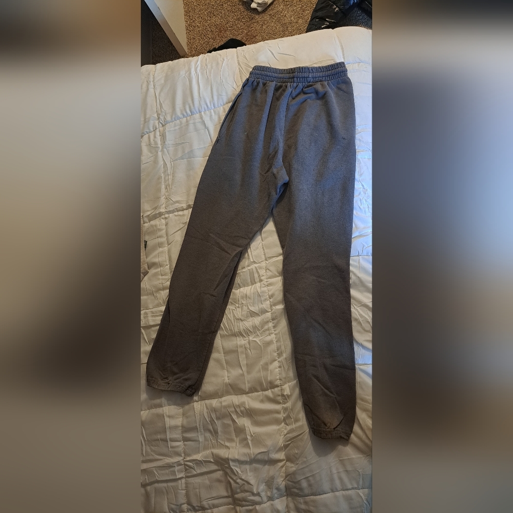 Elastic ankle sweats